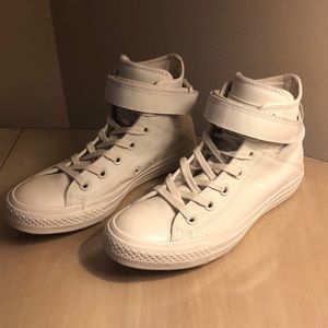 Converse sneakers (women’s)